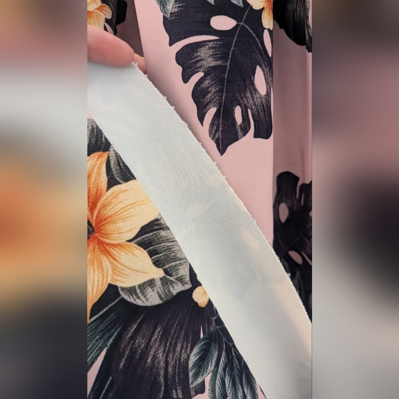 VINTAGE-STYLE HAWAIIAN PRINT CIRCLE SKIRT SIZE 18 - Picture 3 of 9